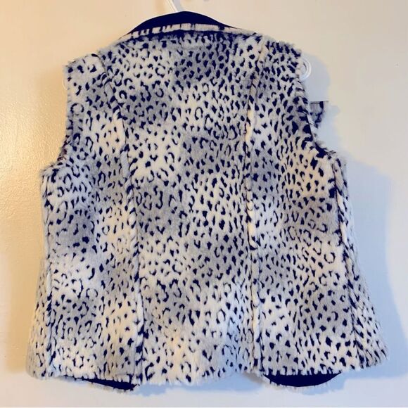 Princess Cruises Faux Fur Vest Reversible Extra Soft Sz Small NWOT Gorgeous - Picture 2 of 5